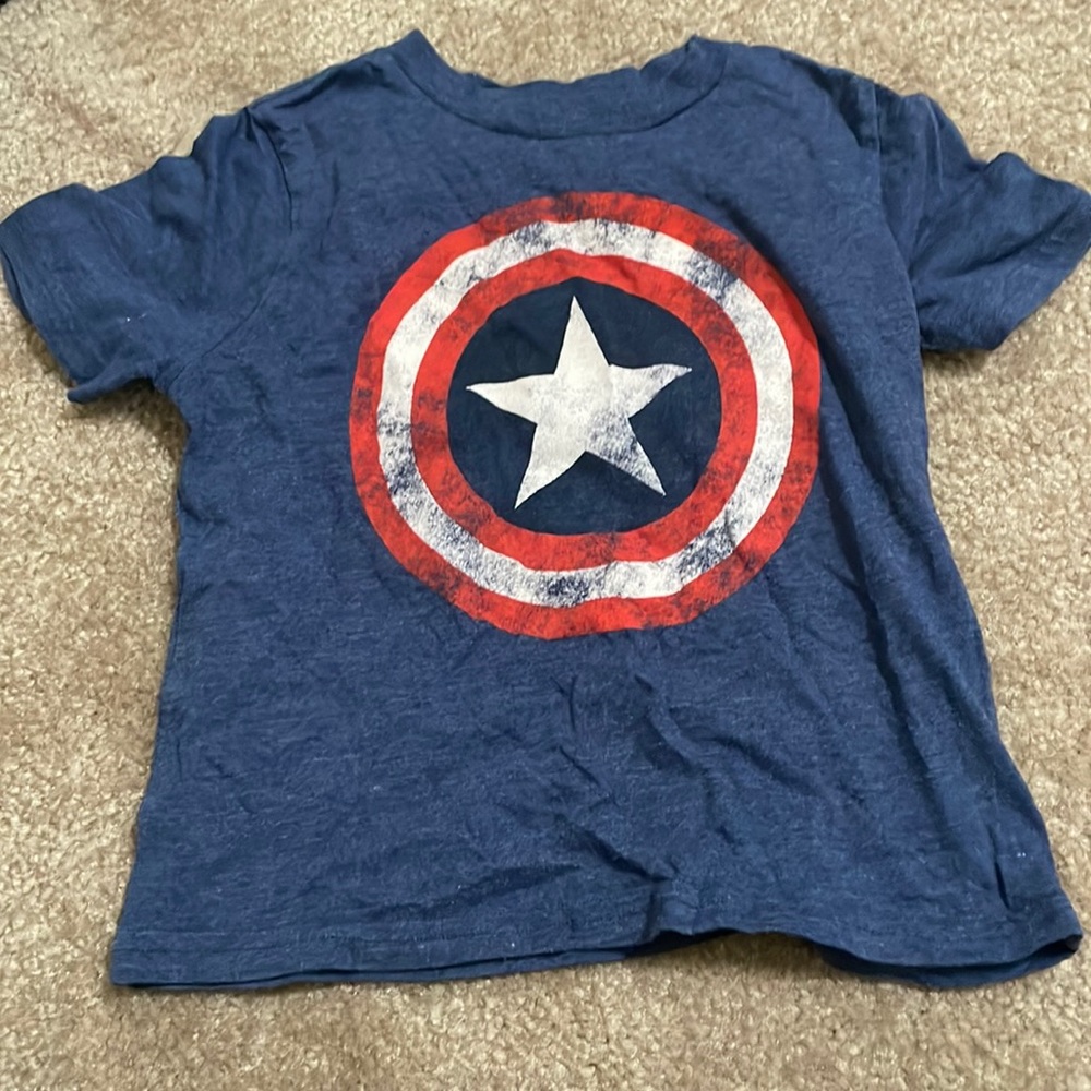 Boys Avengers tee